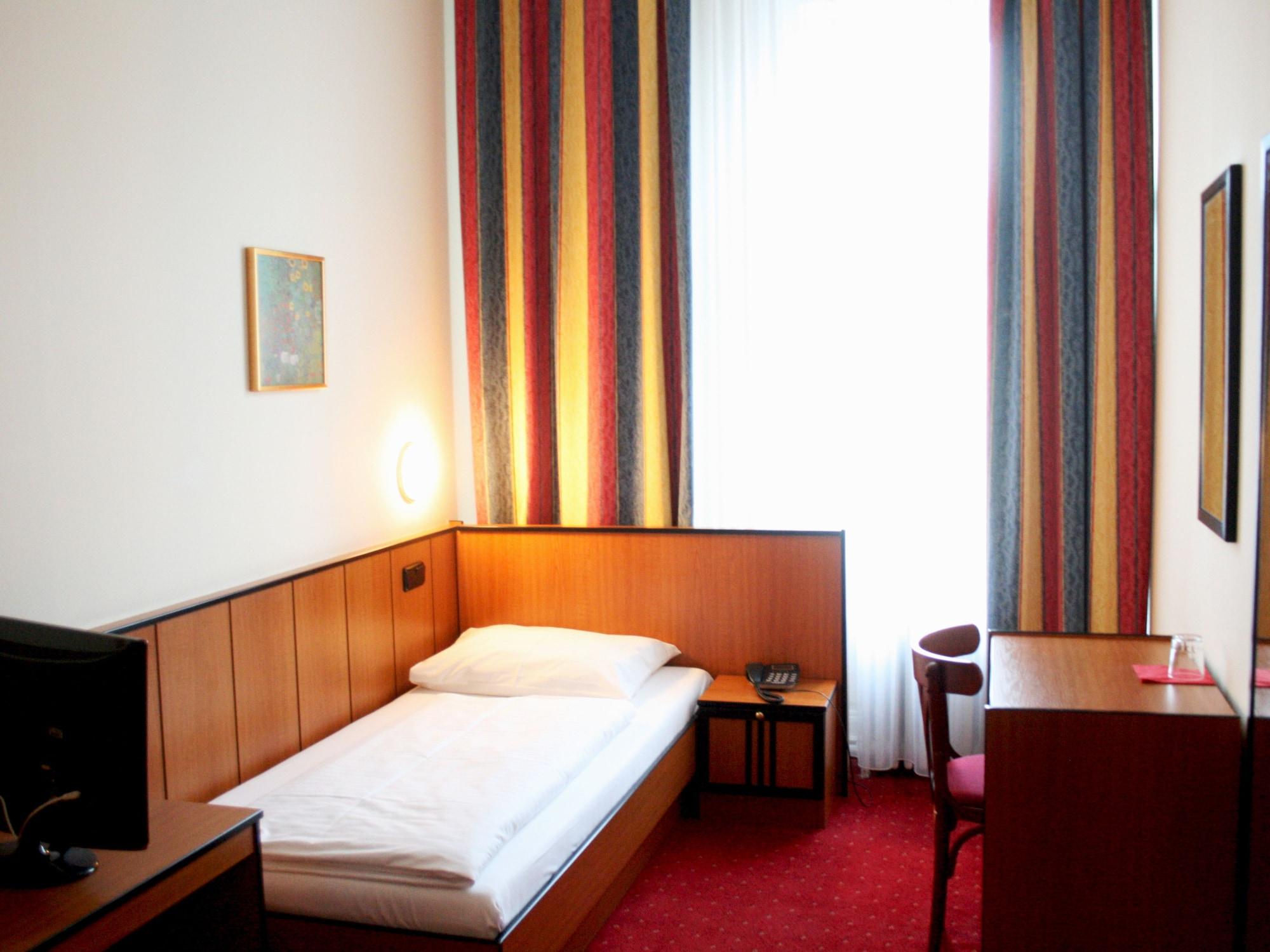 Drei Kronen Hotel Wien City ภายนอก รูปภาพ